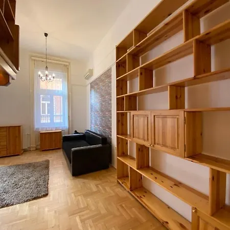 Ullio Budapest